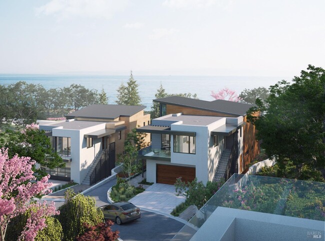 Building Photo - 10 Oak Shore Dr