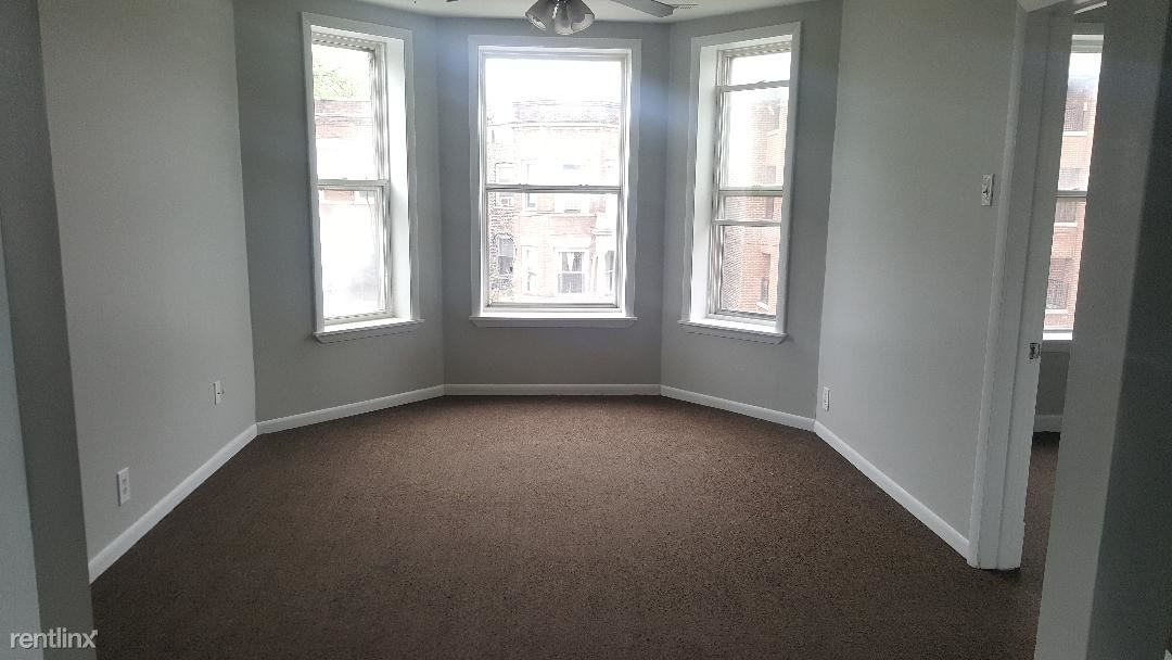Primary Photo - 2 br, 1 bath Apartment - 6611 S Peoria St