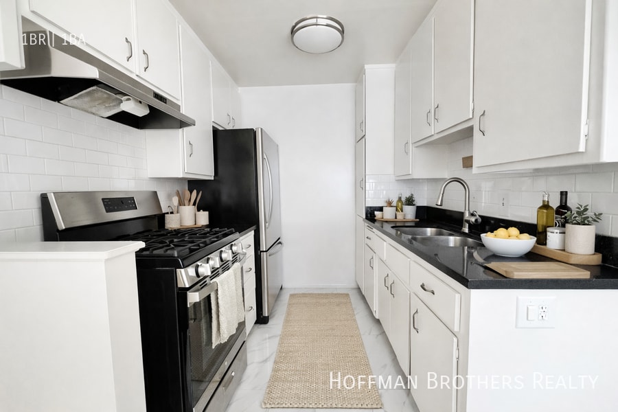 Building Photo - 3655 Midvale Ave