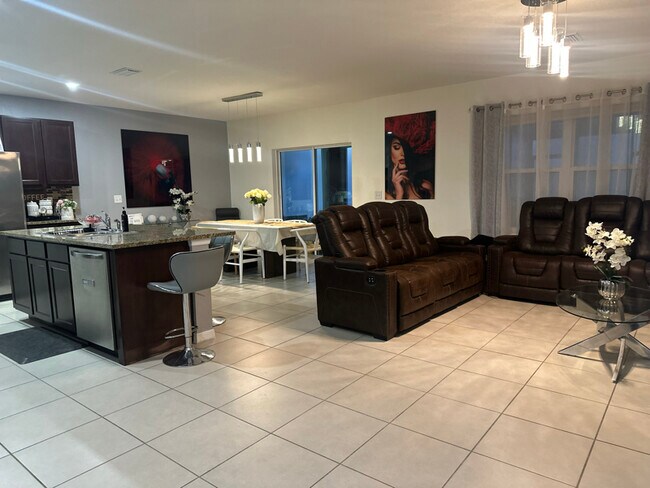 Foto del edificio - 5916 Briar Rose Wy