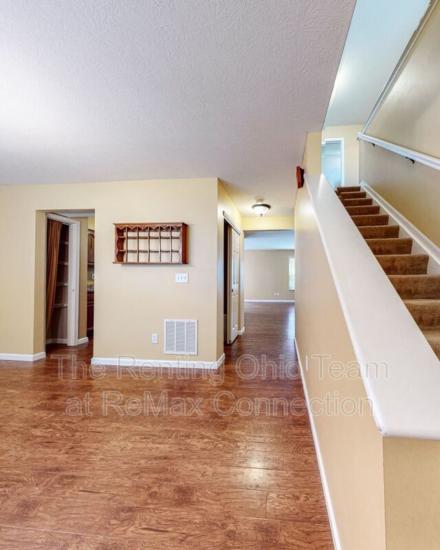 Foto del edificio - 21 Glencliff Pl