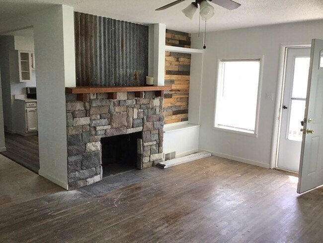 Foto del edificio - 4-bedroom, 2 bath home in Wahpeton ND Avai...