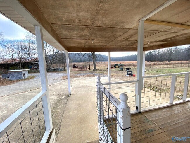 Building Photo - 418 Anna Dr
