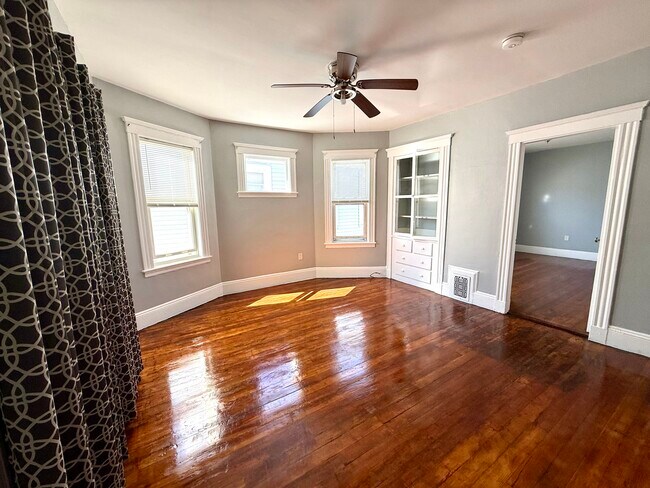 Building Photo - 38 Sudan St