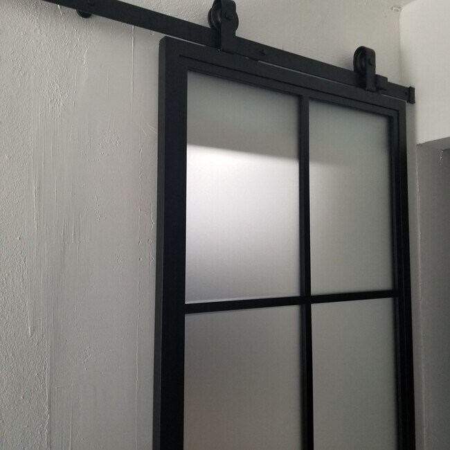 Foto del edificio - 800 8th St