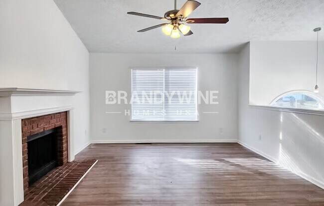 Foto del edificio - 431 Churchill Ct