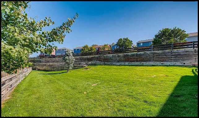 Foto del edificio - 159 Montgomery Dr