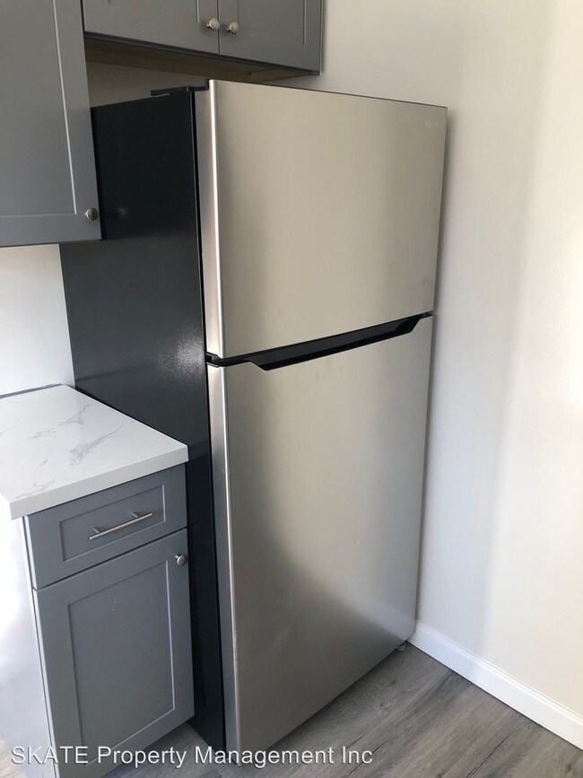 Foto del edificio - 613 S Detroit St