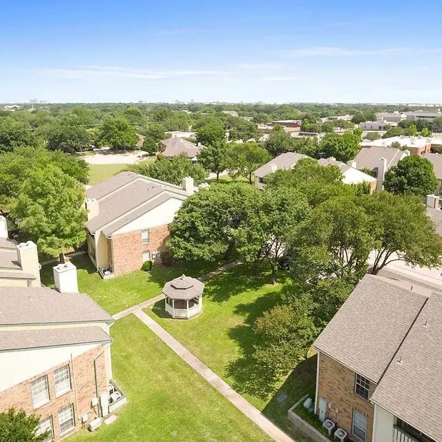 Sky side - Aspen Court Apartments