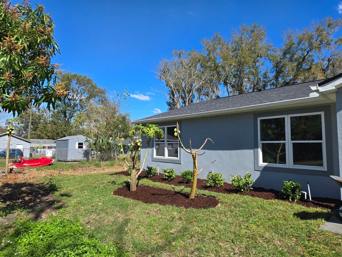 Foto principal - 1742 Magnolia St