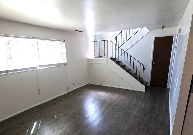 Building Photo - Fortney 4 plex