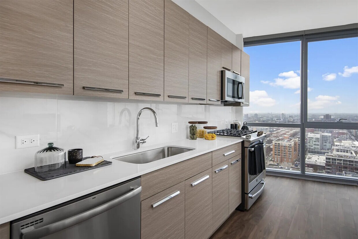 Foto principal - 829 W Madison St