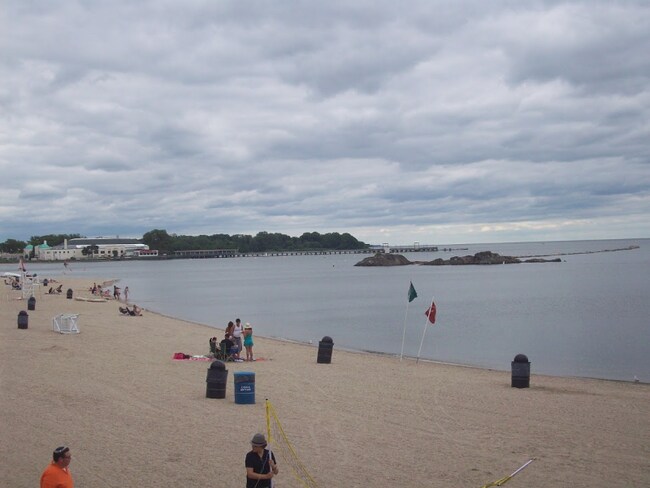 Building Photo - 82 Purchase St