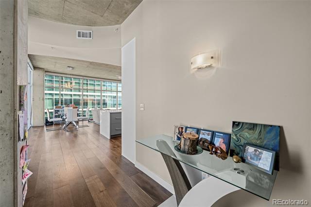 Foto del edificio - 1700 Bassett St