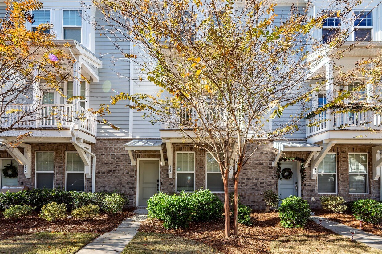 4 Bedroom, 3.5 Bathroom Townhome in The Marshes at Cooper River - Charleston - 4 Bedroom, 3.5 Bathroom Townhome in The Marshes at Cooper River - Charleston
