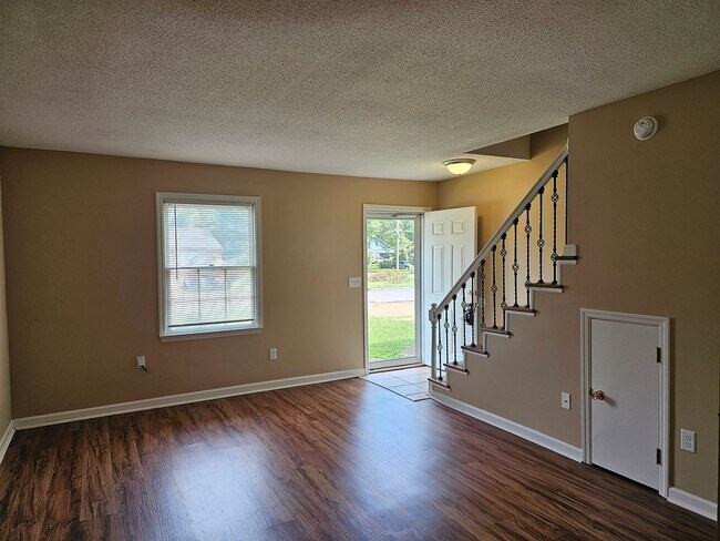 Building Photo - 5364  Haisten Court