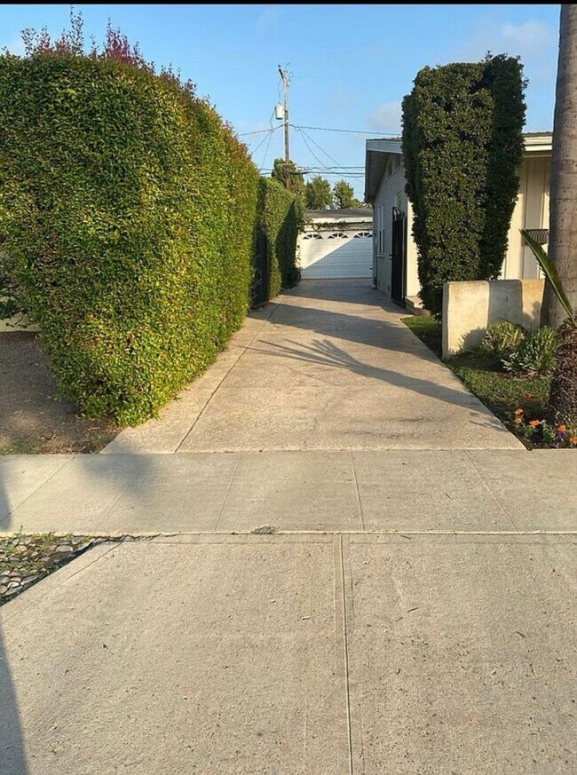 Foto del edificio - 5200 E Burnett St