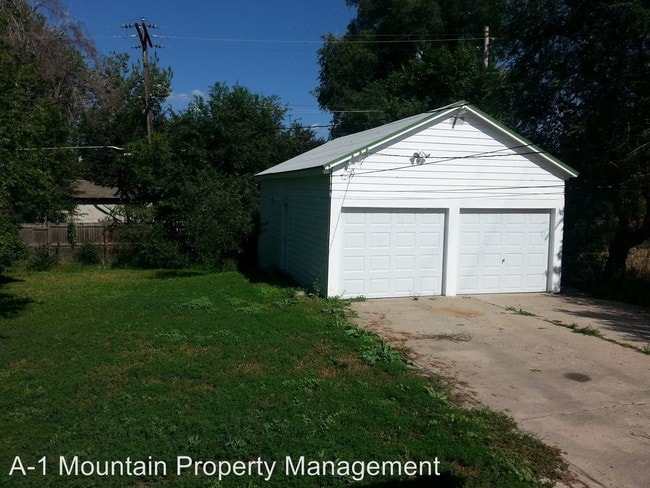 Building Photo - 4 br, 2 bath House - 1330 Carr Street