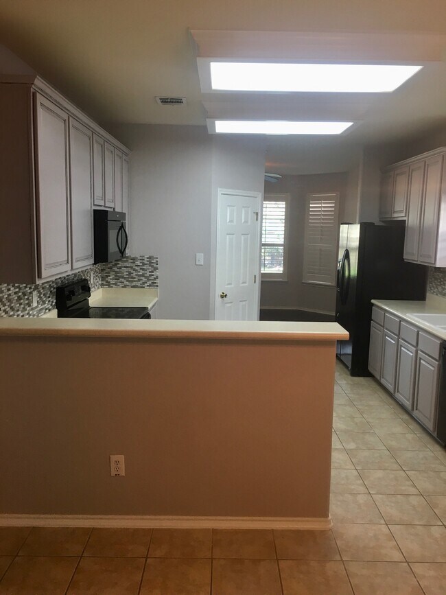 Building Photo - 24307 Alamosa Falls