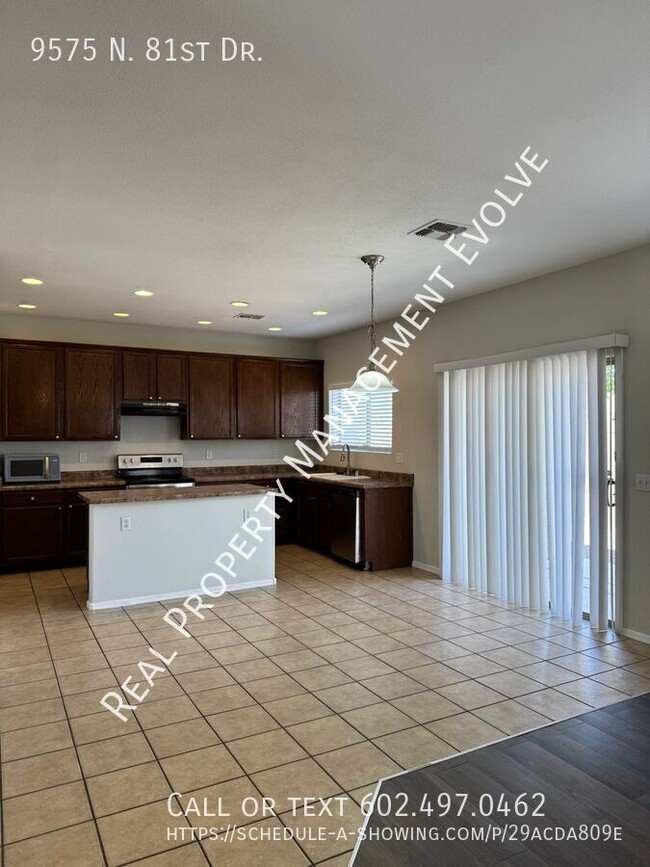 Foto del edificio - 9575 N 81st Dr