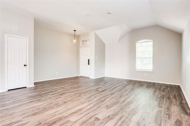Foto del edificio - 4208 Ridgewood Rd