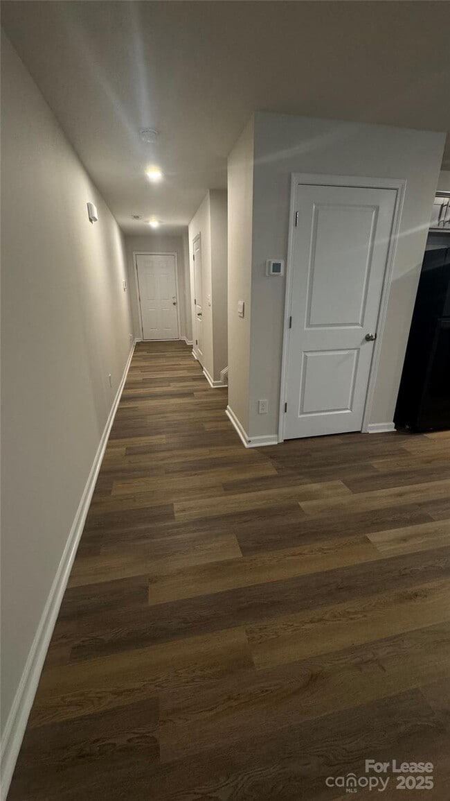 Foto del edificio - 4116 Lurelin Ln