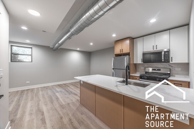 Photo - 2403 N Kedzie Blvd Apartment