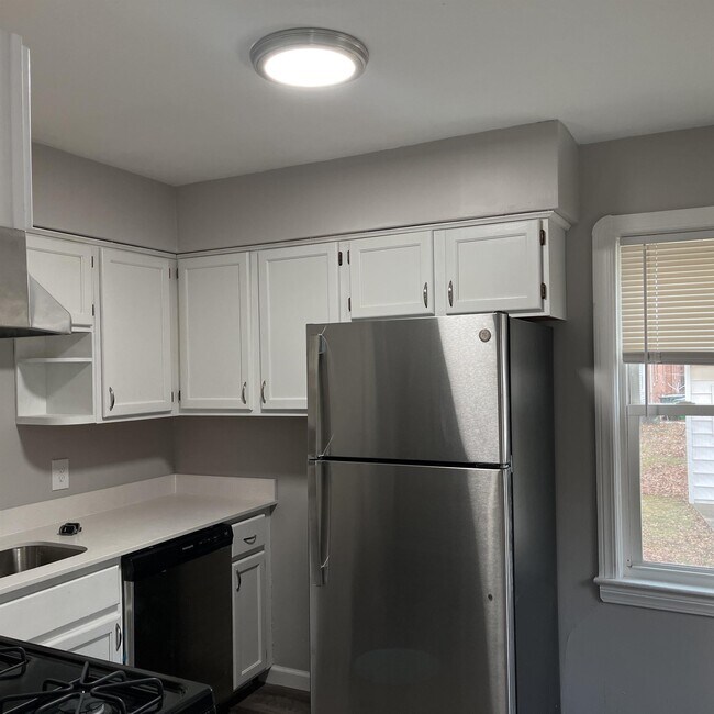 Foto del edificio - 25731 Forestview Ave