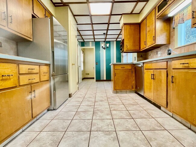 Foto del edificio - 1526 Royce Ave