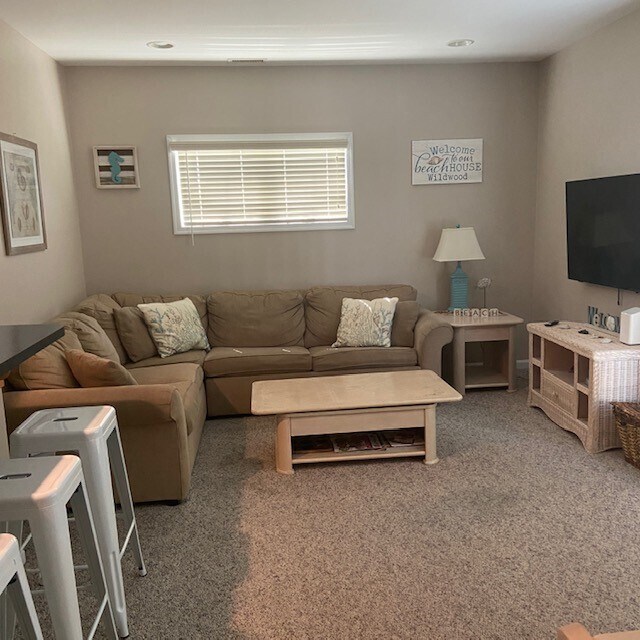Living Room - 141 E Wildwood Ave
