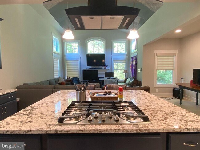 Foto del edificio - 3607 Rose Ln