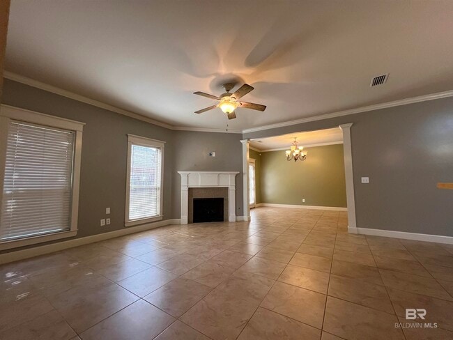 Foto del edificio - 10410 Emmanuel St