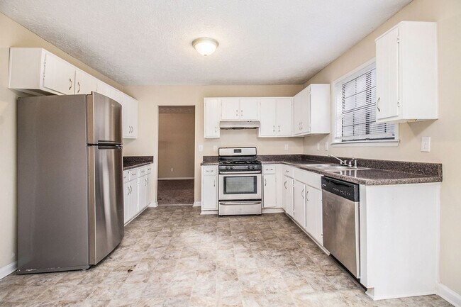 Foto del edificio - 4 Bedroom 2.5 Bath Home