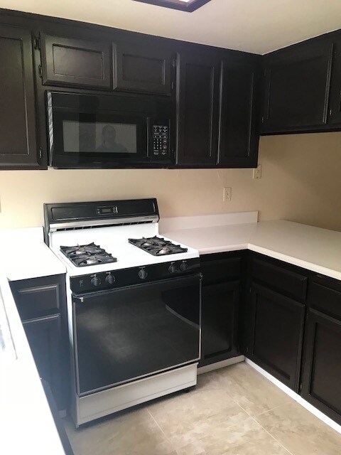 Foto del edificio - AJ-817