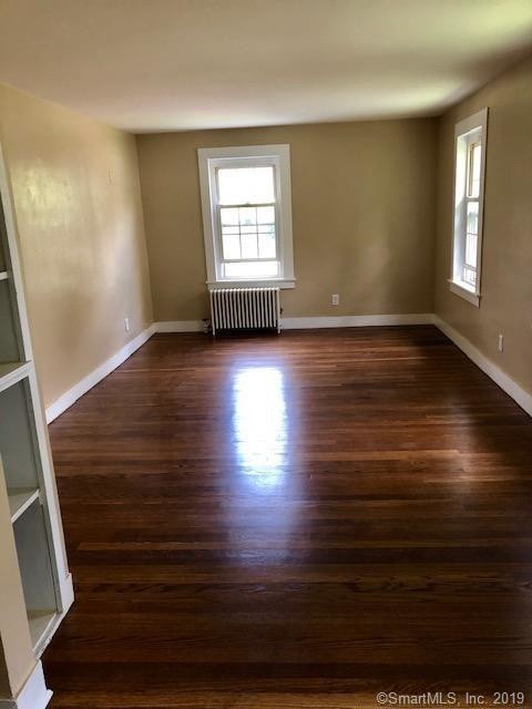 Building Photo - 420 E Haddam Moodus Rd