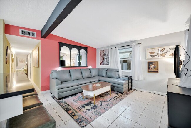 Foto del edificio - 5025 9th Ave S