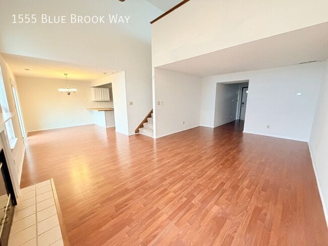 Building Photo - 1555 Blue Brook Way