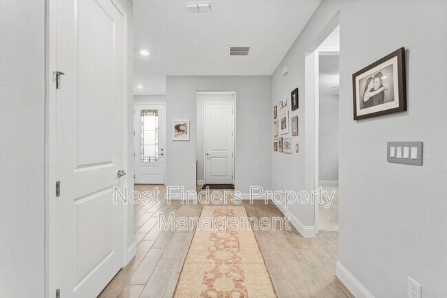 Building Photo - 171 Killarney Ave