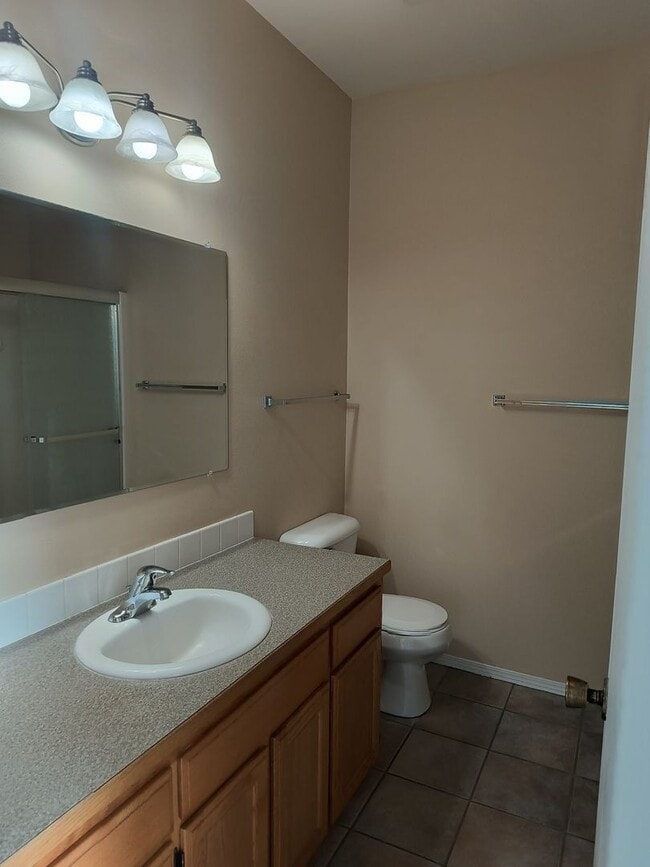 Foto del edificio - 3 Bedroom Home in West Valley!