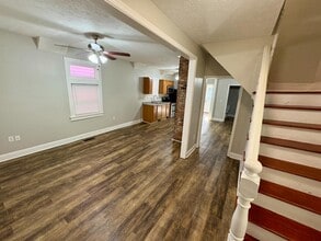 Building Photo - 609 Jackson St Building Photo - 609 Jackson St