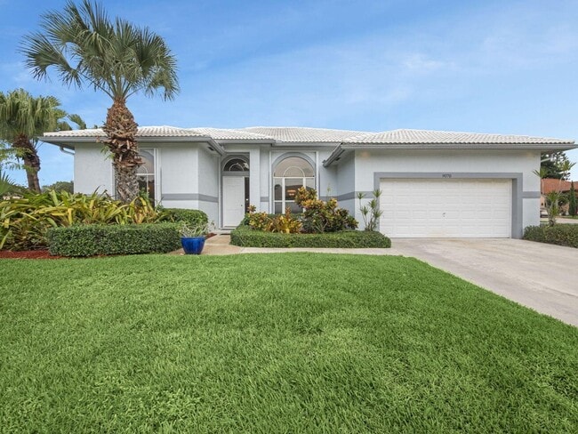 Building Photo - 9070 Cypress Hollow Dr