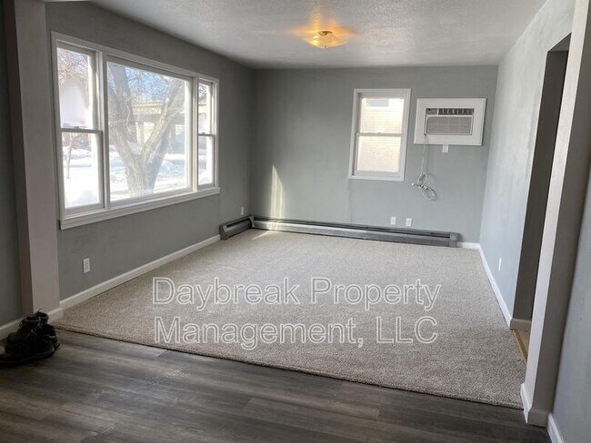 Foto del edificio - 1125 27th St N