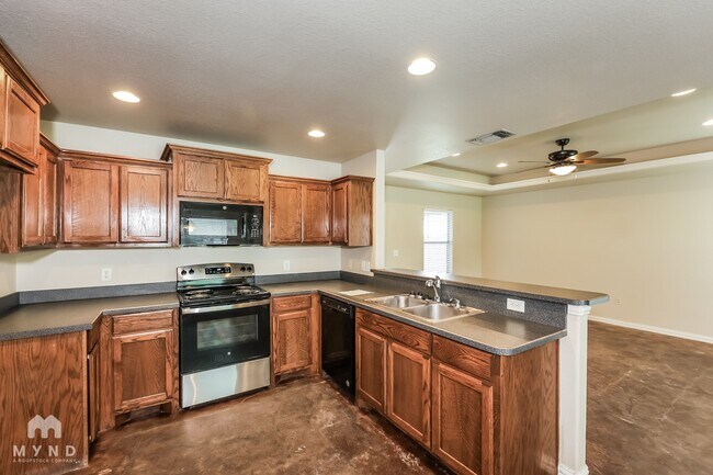 Building Photo - 118 Jolin Ln
