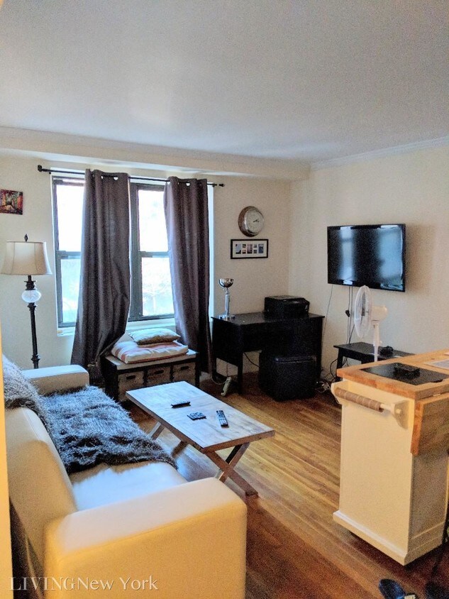 4501 Broadway Unit 6e New York Ny 10040 Condo For Rent In New York Ny Apartments Com