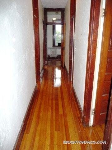 Foto del edificio - 35 Waverly St