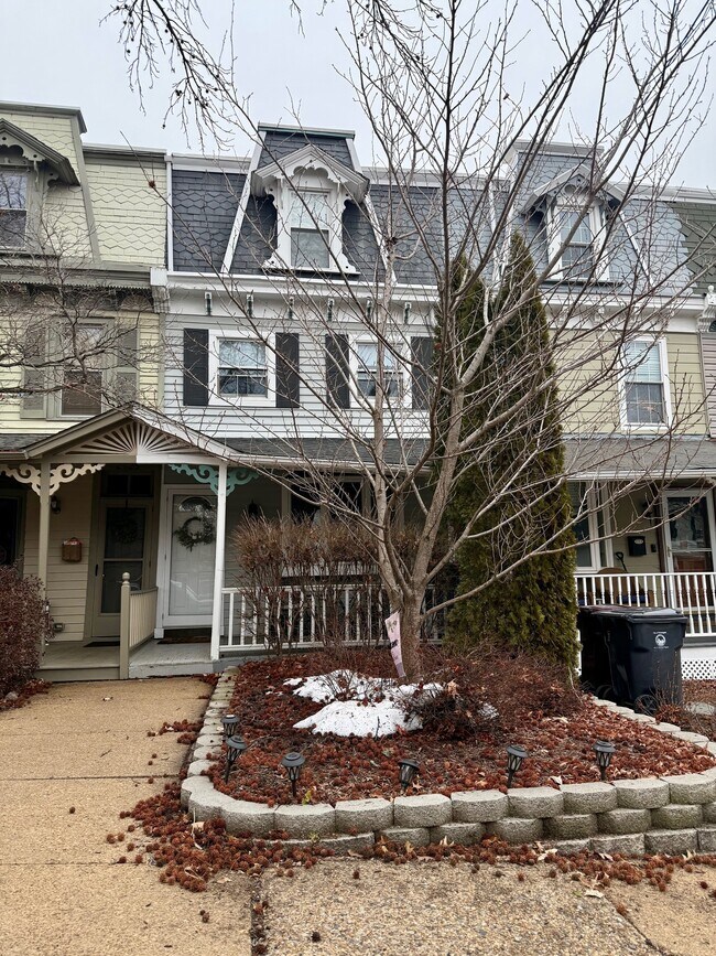 Foto del edificio - 2623 W 18th St