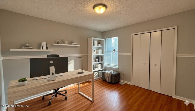 Foto del edificio - 11766 White Horse Rd