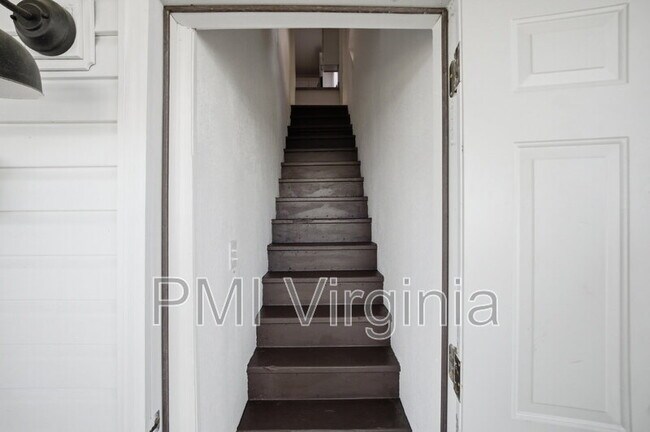 Foto del edificio - 742 Mt Vernon Ave