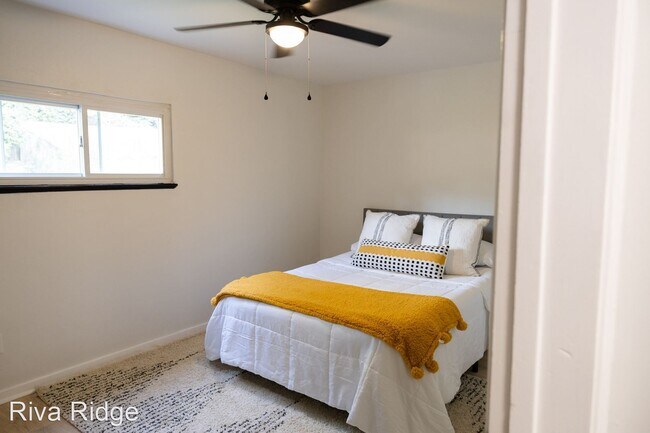Foto del edificio - 3 br, 1 bath House - 4037 Haldane Street