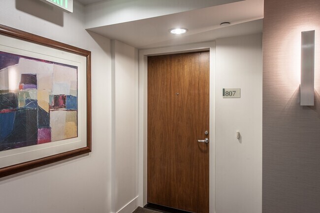 Foto del edificio - 13650 Marina Pointe Dr